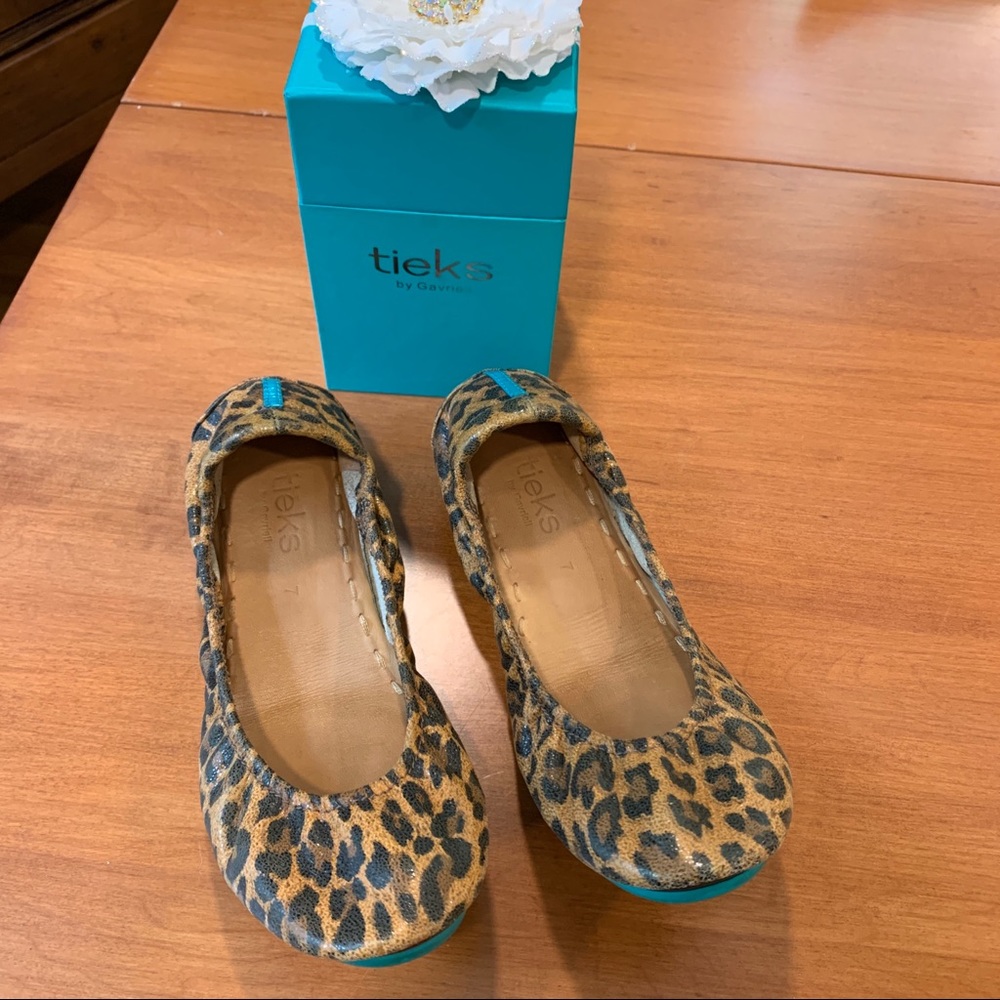 Tieks Size 7 Leopard Classic ballet Flats